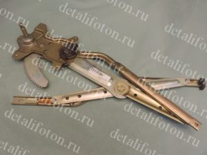 Стеклоподъёмник правый Фотон 1039/1049/1069 1B18061400021